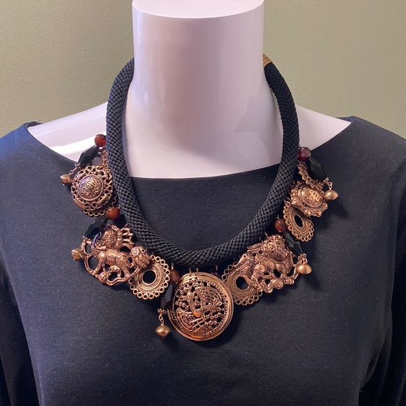 Any Kahn Russell | Jewelry | Amy Kahn Russell Contemporary Statement ...